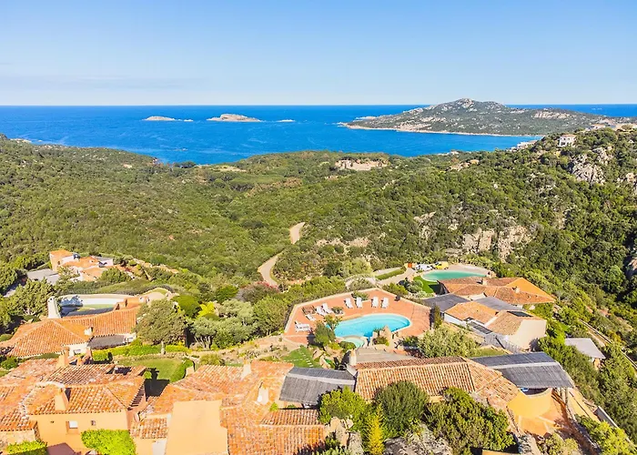 Sardinia Family - Carmen With Sea View And Pool